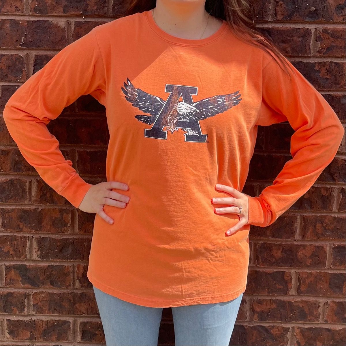 AU RETRO VAULT EAGLE ORANGE LONG SLEEVE TEE