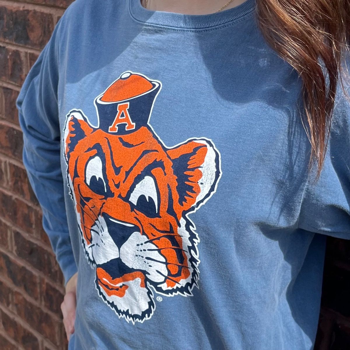 AU RETRO BEANIE NAVY LONG SLEEVE TEE