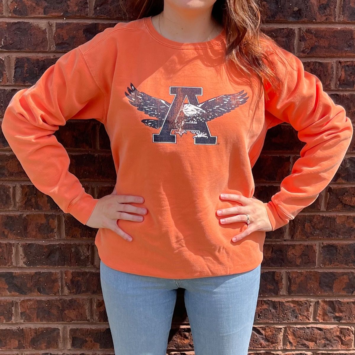 AU RETRO VAULT EAGLE ORANGE SWEATSHIRT